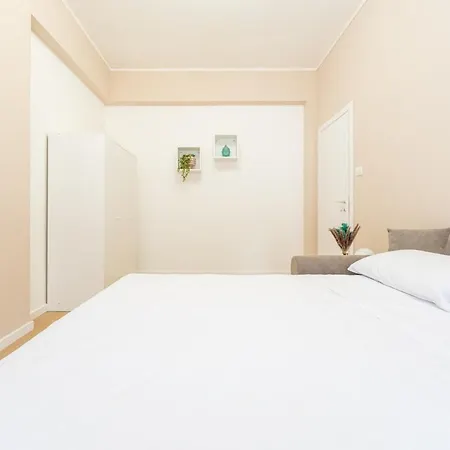 Apartment Stazione-aeroporto *
